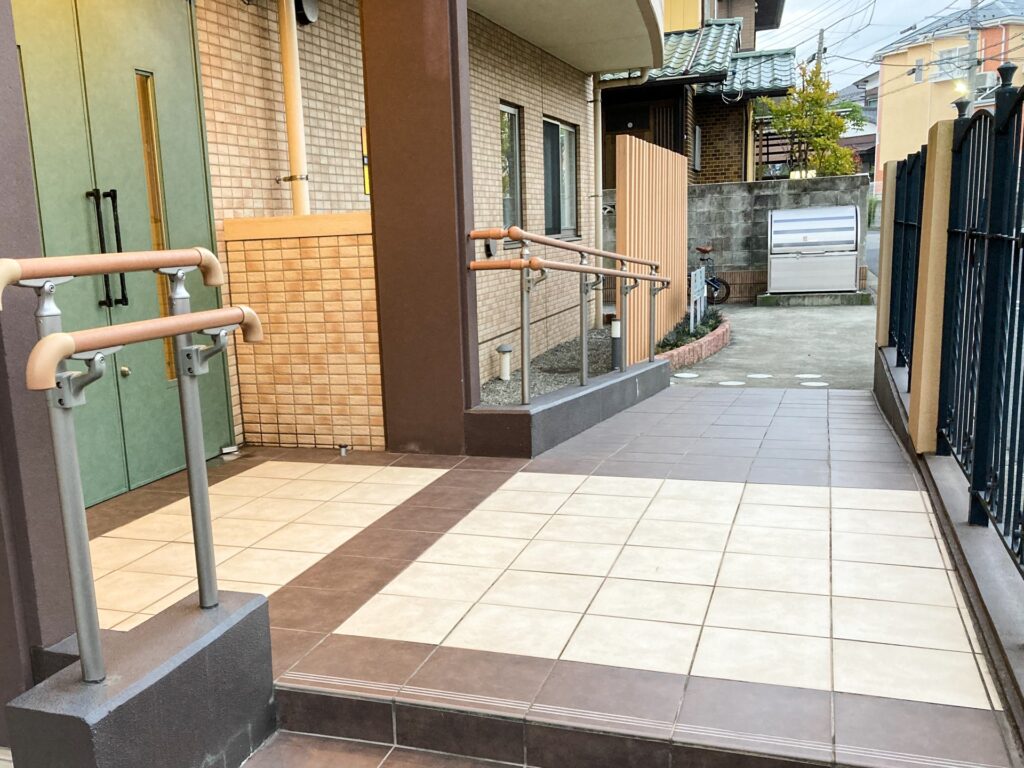スロープの設置